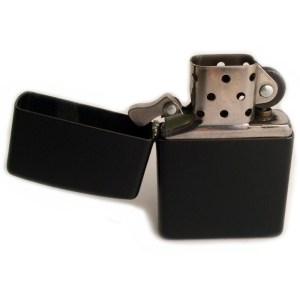 Black_Finish_Zippo_Lighter